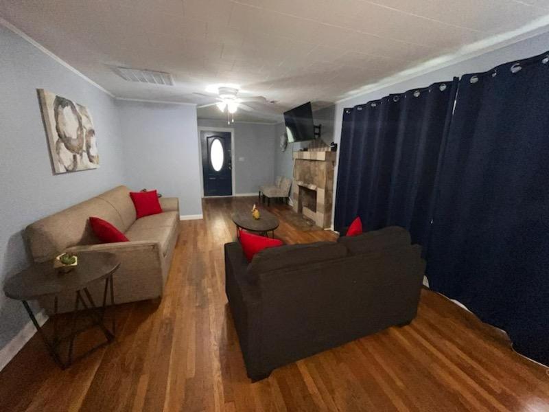 Spacious Abode L Three King Beds And Sofa Bed L 4K Tvs In All Bedrooms / 5G Wifi Marietta Buitenkant foto